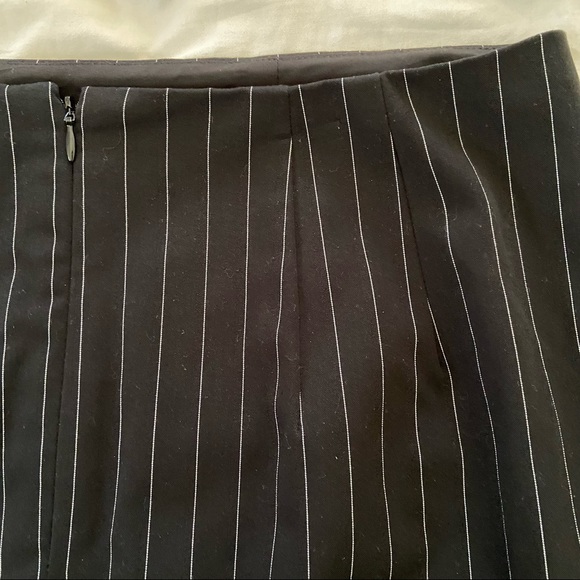 Philosophy Pencil Stripe Skirt - Picture 6 of 10